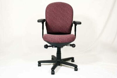 purple adjustable task chair