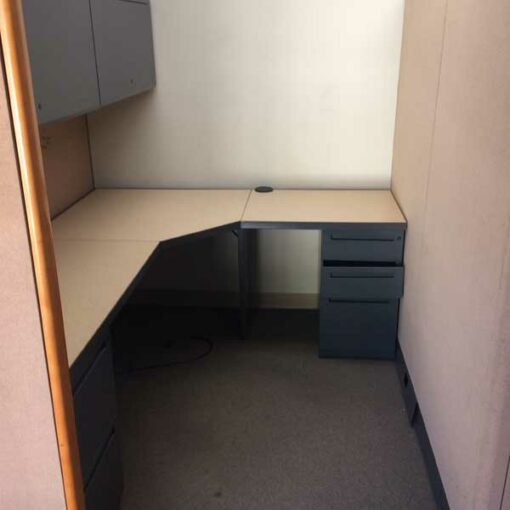 Grey & Beige Generic 6.5'x5.5' cubicle