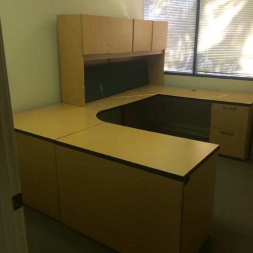 Maple Kimball Desk: 108"x78"x29" u-shape desk